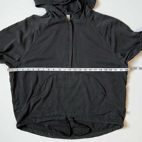 Lululemon City Stroll Hoodie Black 6/S/Small Tencel Pullover Lightweight Jacket - Picture 12 of 15